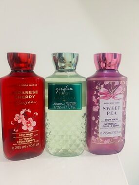 💚Bath & Body Works - Shower Gel - Set of 3💗